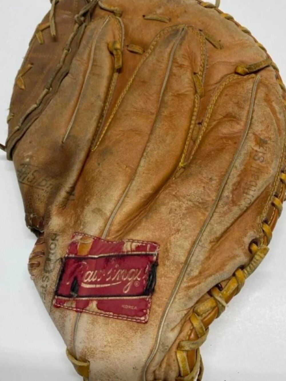 vintage baseball Rawlings RFM6 first base mitt stamped signature